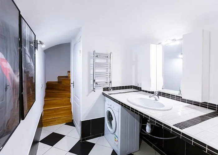 сучасна у львові вулиця дарії гусяк 9 Apartment *