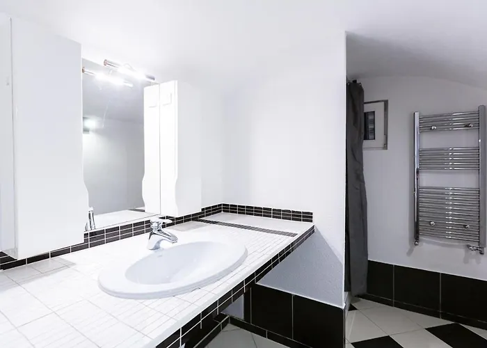 сучасна у львові вулиця дарії гусяк 9 Lviv