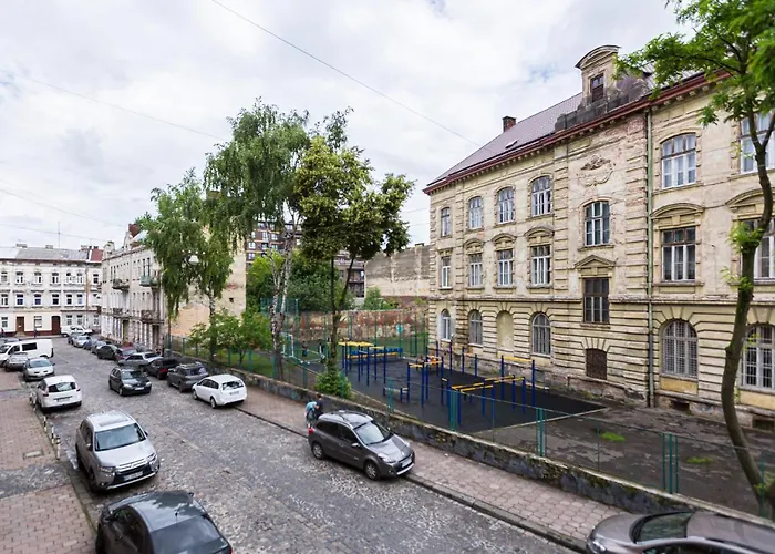 сучасна у львові вулиця дарії гусяк 9 Apartment *