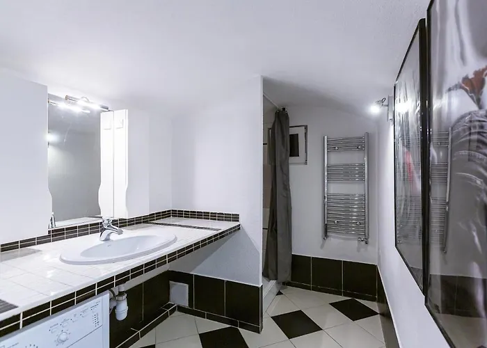 сучасна у львові вулиця дарії гусяк 9 利沃夫